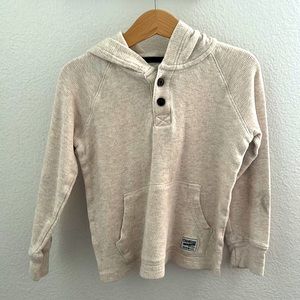 Boys 5T Osh Kosh long sleeve, hooded thermal. Beige/Cream/light tan color.